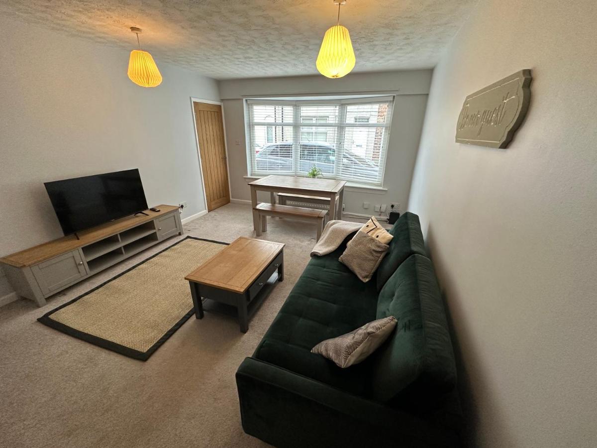 Cosy, 2 Bedroom Cottage In Guisborough Town Centre Luaran gambar