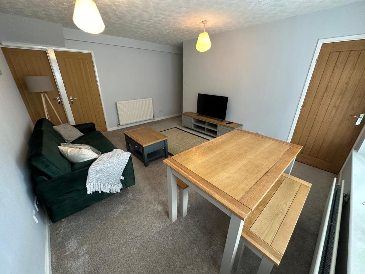 Cosy, 2 Bedroom Cottage In Guisborough Town Centre Luaran gambar